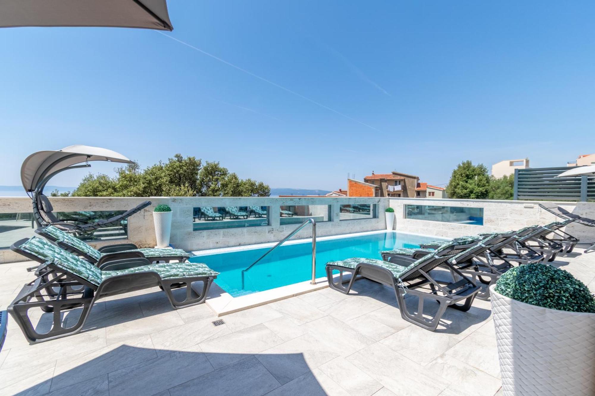 Apartments Ela Makarska Zewnętrze zdjęcie