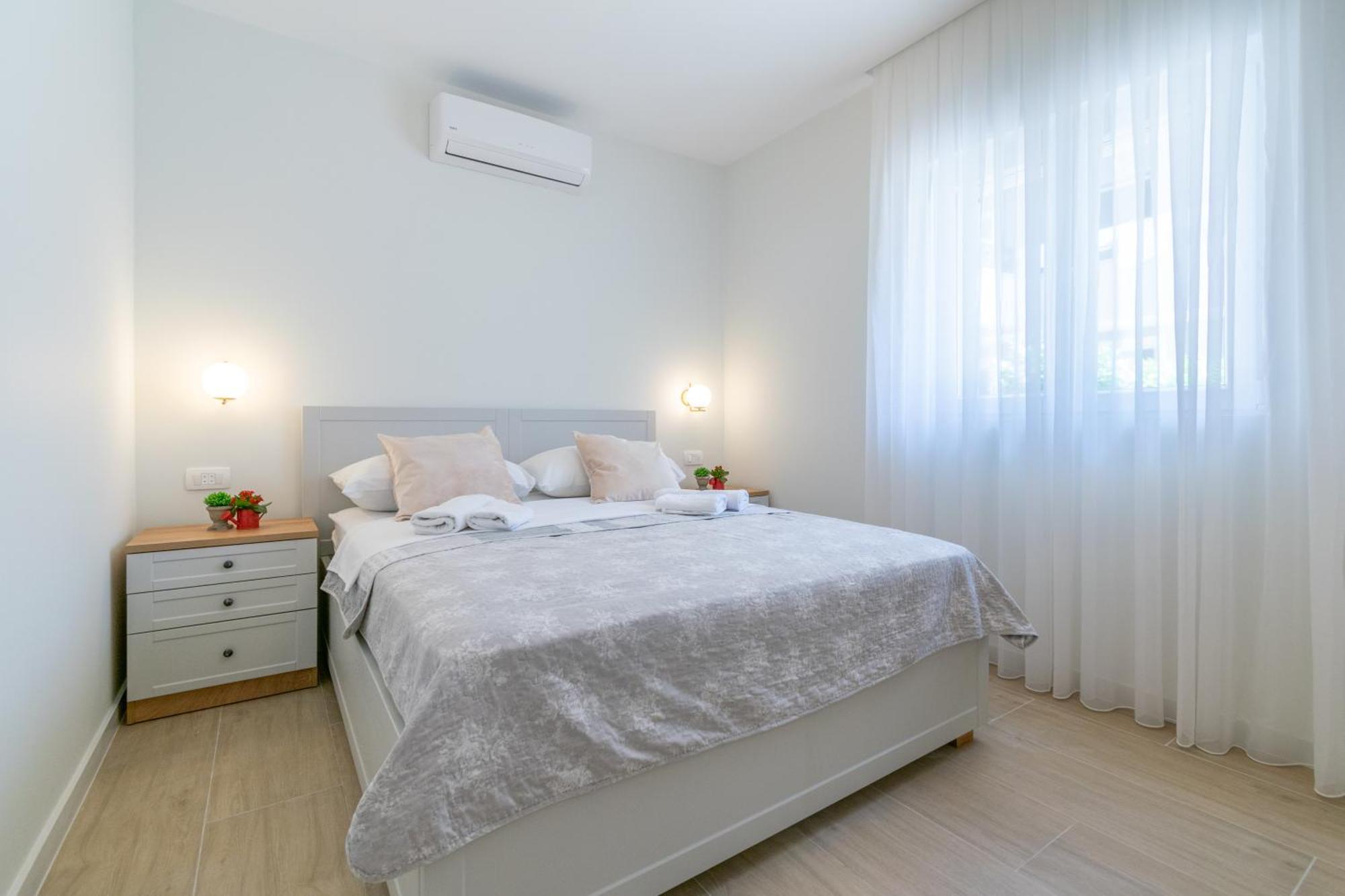 Apartments Ela Makarska Zewnętrze zdjęcie