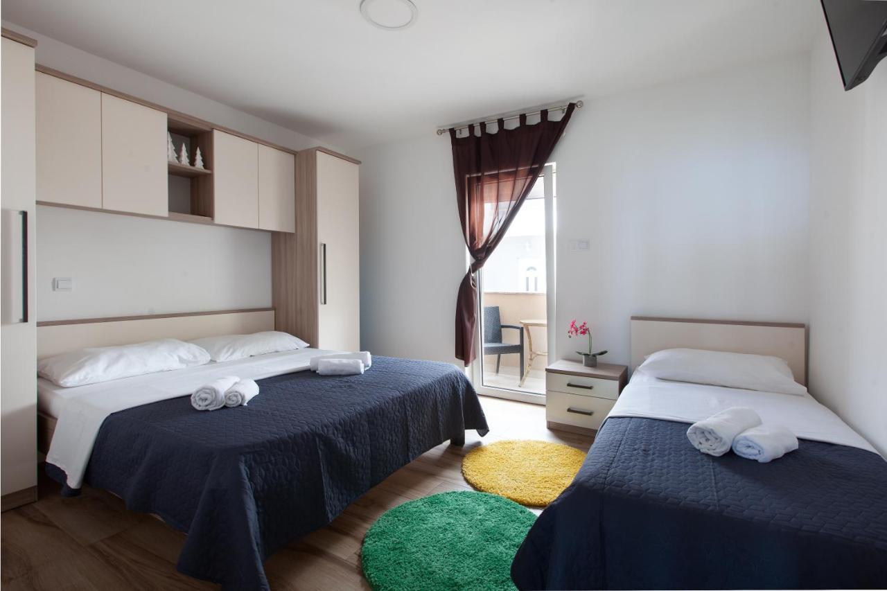 Apartments Ela Makarska Zewnętrze zdjęcie