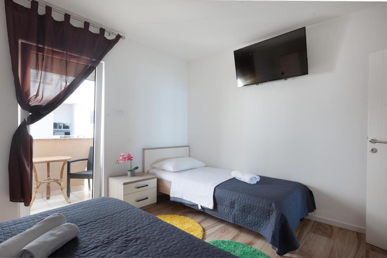Apartments Ela Makarska Zewnętrze zdjęcie